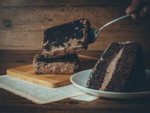 lk_drak-cake-6370162_1920